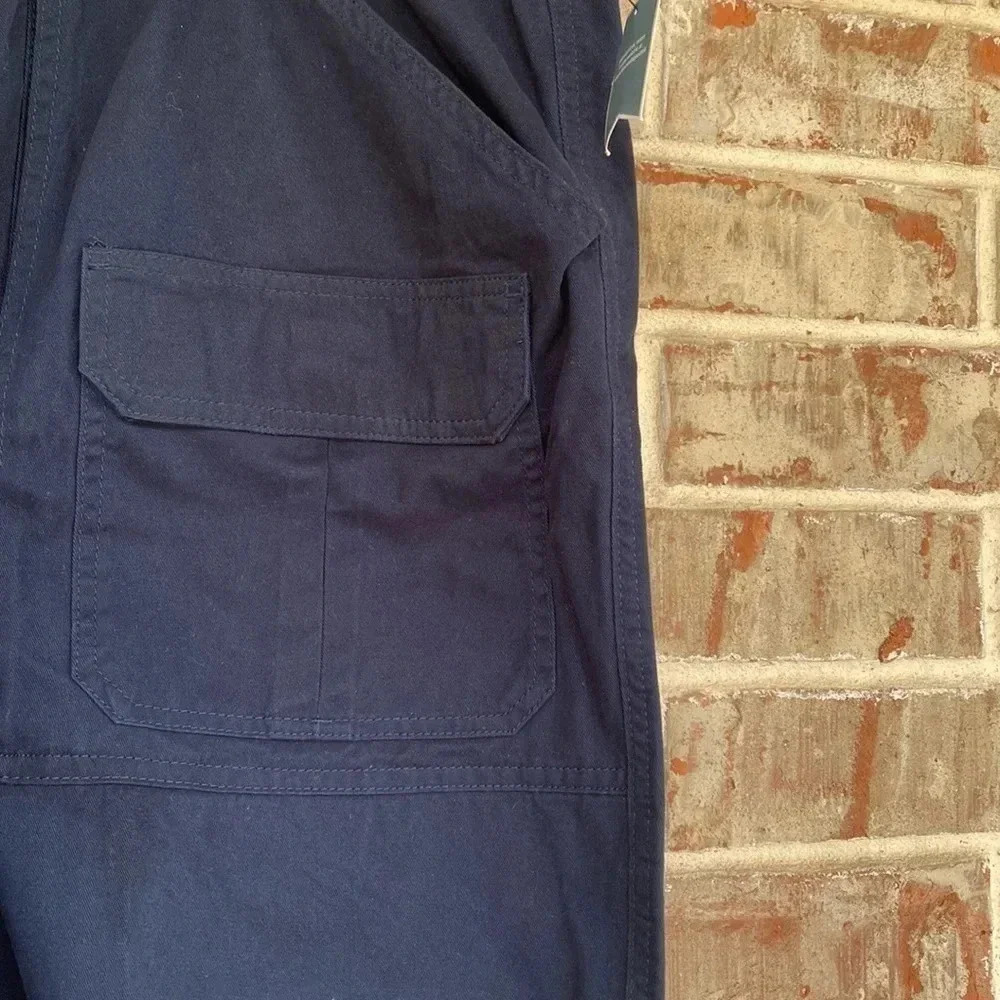 Croft & Borrow Navy Elasticized Sides Plus Size Cargo Shorts - Picture 5 of 14